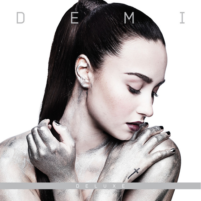 Demi (Deluxe)